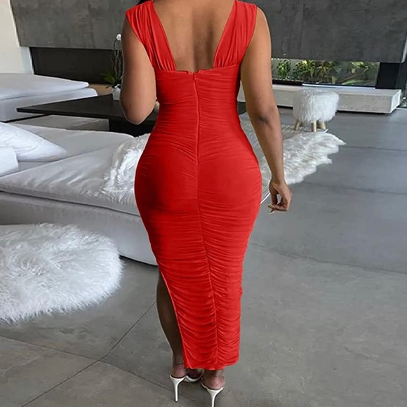 Off shoulder dress - Picture 3 of 3